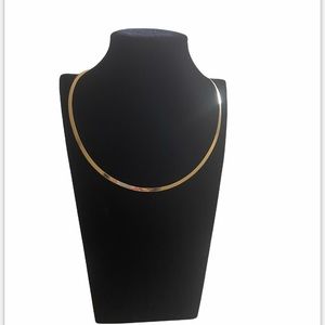 18 karat gold flat chain 18”